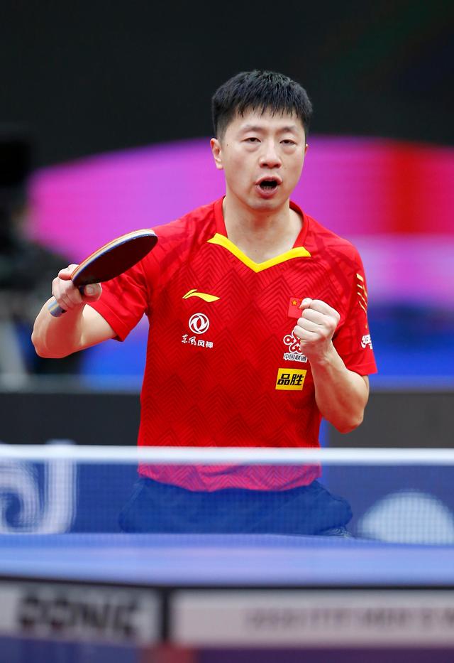 库里开始接 库里开始接