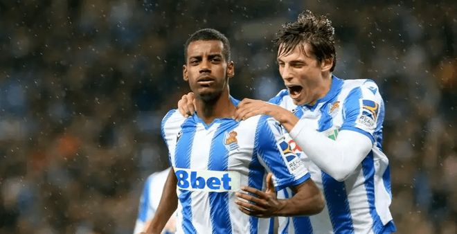 出了类似的 出了类似的