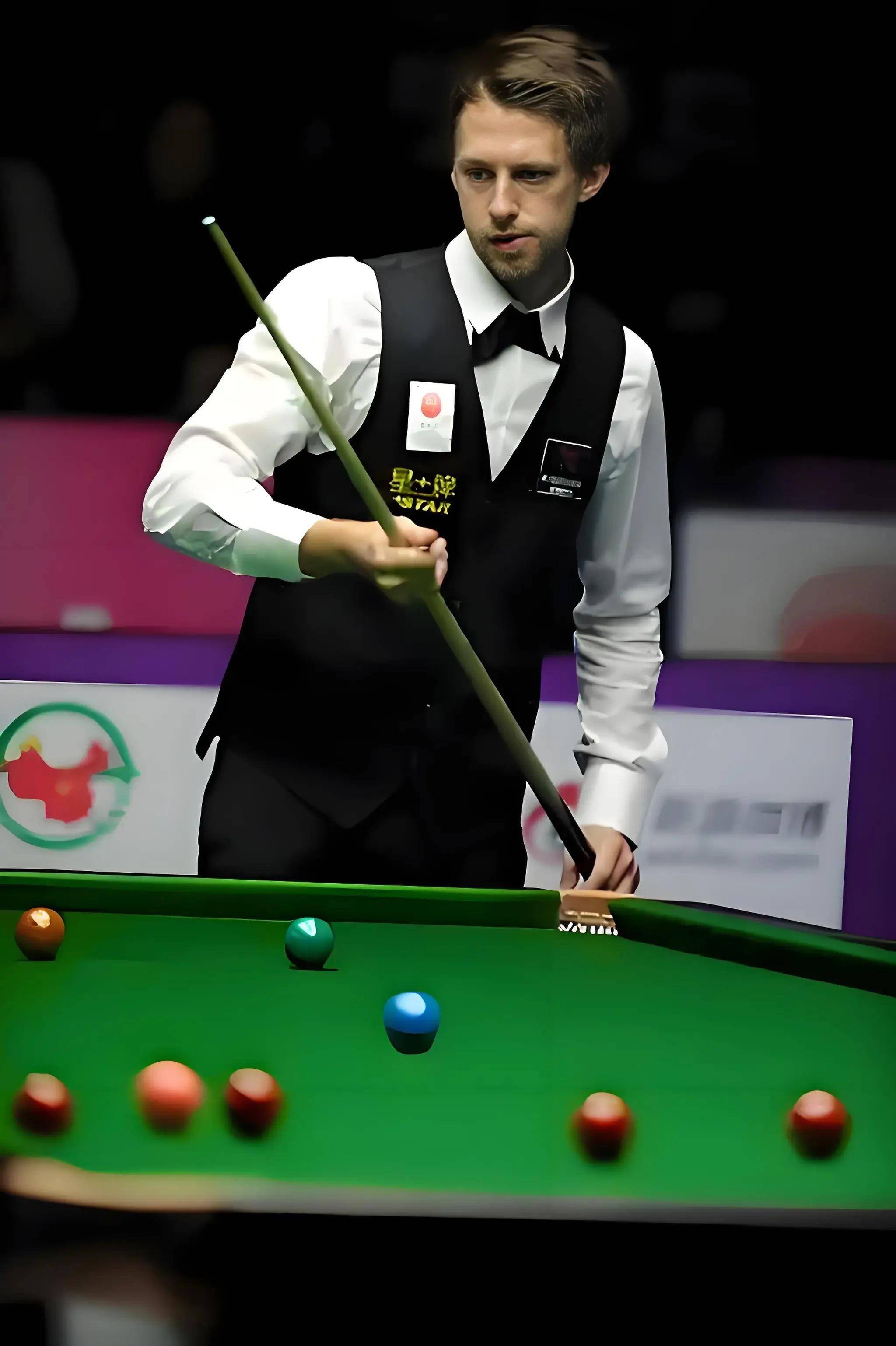 下的一垒 下的一垒